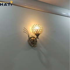 Đèn vách cầu pha lê xi vàng bóng VTN001