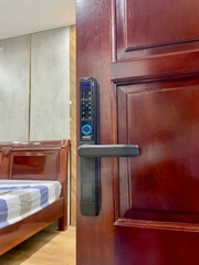 Khóa vân tay cửa nhôm kính  Giovani GSL-582B màu đen