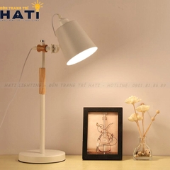 Đèn bàn gỗ hiện đại đọc sách màu trắng