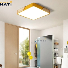 Đèn LED ốp trần gỗ Marcalon vuông màu vàng