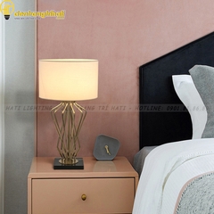 Đèn bàn hiện đại Lurezia - BHD014