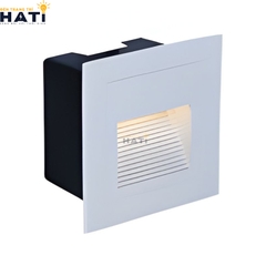 Đèn âm cầu thang Zayden là mẫu đèn âm cầu thang LED hiện đại với thiết kế nhỏ gọn, ánh sáng dịu nhẹ giúp chiếu sáng lối đi cầu thang an toàn và tăng tính thẩm mỹ cho không gian nội thất