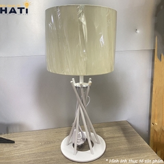 Đèn bàn hiện đại Mika - BHD002