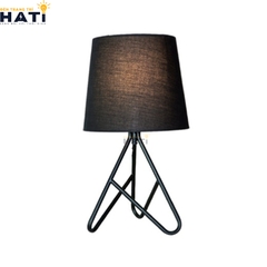 Đèn bàn hiện đại Momo - BHD003