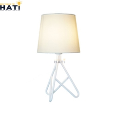 Đèn bàn hiện đại Momo - BHD003