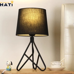 Đèn bàn hiện đại Momo - BHD003