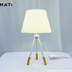 Đèn bàn hiện đại Sam - BHD023
