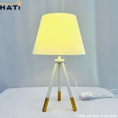 Đèn bàn hiện đại Sam - BHD023