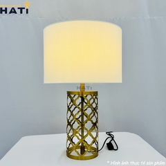 Đèn bàn tân cổ điển Chezarina - BTCĐ006