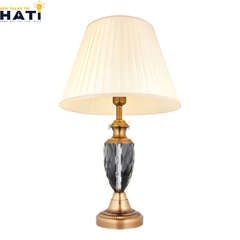 Đèn bàn tân cổ điển Ellington chất liệu cao cấp