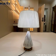 Đèn bàn tân cổ điển Matlin