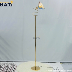 Đèn cây hồ điệp ngũ sắc