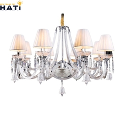 Cận cảnh pha lê của đèn chùm Amphill 8 bóng