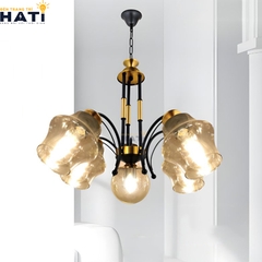 Mẫu đèn chùm tân cổ điển Empath 5+1 bóng mang vẻ đẹp sang trọng, tinh tế và cân đối.