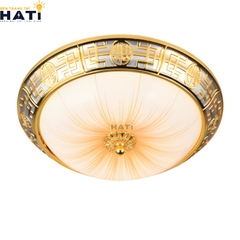 Đèn ốp trần tân cổ điển Aven mang vẻ đẹp quý phái kết hợp ánh sáng ấm áp, giúp không gian trở nên ấn tượng và nâng tầm thẩm mỹ nội thất