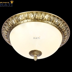 Đèn ốp trần tân cổ điển cao cấp Veylor nổi bật với phong cách thanh lịch, phù hợp trang trí phòng khách, phòng ngủ hoặc không gian nội thất mang hơi hướng cổ điển sang trọng.