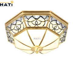 Với chất liệu đồng cao cấp kết hợp thiết kế tinh xảo, đèn ốp trần đồng Florentia là lựa chọn lý tưởng cho biệt thự, nhà phố hoặc các công trình mang phong cách tân cổ điển.