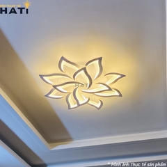 Đèn ốp trần led hình lưỡi rìu 12 cánh