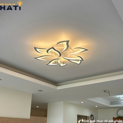 Đèn ốp trần led hình lưỡi rìu 9 cánh