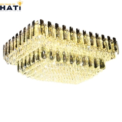 Đèn ốp trần pha lê chữ nhật Bolus mang phong cách hiện đại kết hợp pha lê cao cấp, tạo điểm nhấn ánh sáng tinh tế cho không gian sống