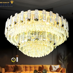 Đèn ốp trần pha lê tròn Bilus sở hữu phong cách hiện đại, ánh sáng dịu nhẹ phản chiếu qua pha lê tạo hiệu ứng lung linh, phù hợp lắp đặt cho phòng khách, phòng ngủ hoặc căn hộ cao cấp.