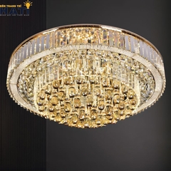 Đèn ốp trần pha lê tròn Minu là mẫu đèn ốp trần pha lê cao cấp với thiết kế tròn tinh tế, các chi tiết pha lê lấp lánh giúp không gian trở nên sang trọng và nổi bật hơn.