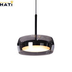 Với kiểu dáng gọn gàng và ánh sáng tập trung, đèn thả đơn Alviken là lựa chọn lý tưởng cho đảo bếp, bàn trà hoặc góc làm việc tại nhà.