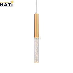 Thiết kế basic nhưng vẫn nổi bật, đèn thả đơn Norvella giúp tạo điểm nhấn ánh sáng nhẹ nhàng cho nhà phố, studio và showroom sang trọng.