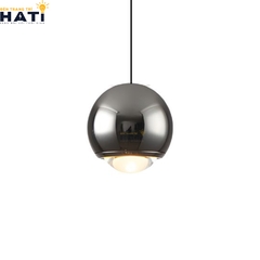 Với kiểu dáng thanh lịch, đèn thả đơn Norvyn dễ dàng kết hợp cùng nhà phố, chung cư hoặc không gian phong cách tối giản.
