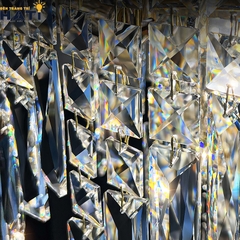 Đèn thả ngang Isavelle cao cấp phù hợp lắp đặt cho bàn ăn, nhà phố và căn hộ chung cư hiện đại. Thiết kế thanh lịch giúp không gian trở nên nổi bật và ấm cúng hơn. Ánh sáng lan tỏa hài hòa, tạo cảm giác dễ chịu khi sử dụng