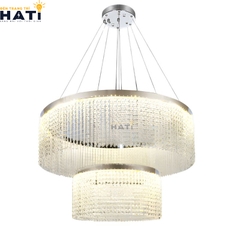 Đèn thả pha lê Lysander 2 tầng mang phong cách sang trọng và hiện đại, thiết kế pha lê tinh xảo giúp không gian phòng khách, sảnh hoặc cầu thang trở nên đẳng cấp và nổi bật