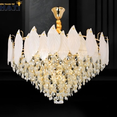 Đèn thả pha lê Nexaris mang phong cách hiện đại kết hợp pha lê cao cấp, tạo điểm nhấn ánh sáng ấn tượng cho không gian sống sang trọng