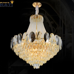 Đèn thả pha lê Octavian cao cấp với các chi tiết pha lê lấp lánh, phù hợp trang trí phòng khách, bàn ăn hoặc không gian sang trọng