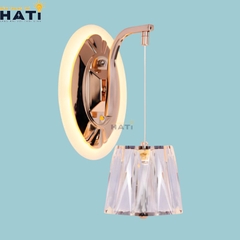 Đèn tường LED Orlan phù hợp lắp đặt phòng khách, phòng ngủ và hành lang, mang đến ánh sáng hiện đại và điểm nhấn tinh tế cho không gian