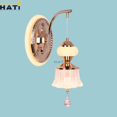 Đèn tường LED Talon phù hợp lắp đặt phòng khách, phòng ngủ và hành lang, mang đến ánh sáng hiện đại và điểm nhấn mạnh mẽ cho không gian