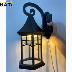 Đèn tường ngoài trời cổ điển Semi