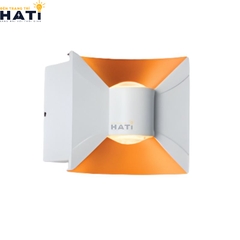 Mẫu đèn tường ngoài trời Axton màu trắng 2 bóng phong cách hiện đại, ánh sáng ổn định, giúp không gian ngoại thất trở nên sáng sủa, sang trọng và an toàn vào ban đêm.