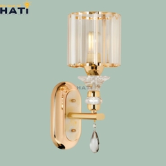 Đèn tường pha lê Hollis màu vàng thiết kế sang trọng với chất liệu pha lê cao cấp, phù hợp lắp đặt tại phòng khách, sảnh và không gian nội thất đẳng cấp.