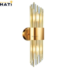 Mẫu đèn tường pha lê Langston phong cách hiện đại, ánh sáng lung linh phản chiếu qua các hạt pha lê, giúp không gian thêm nổi bật, tinh tế và tạo điểm nhấn thẩm mỹ cao.