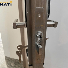 Khóa vân tay Hubert cửa khách sạn KSCG77