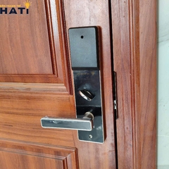 Khóa vân tay Hubert cửa khách sạn KSCG82