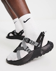 Nike Oneonta