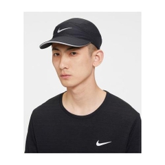 Mũ Nike đen