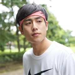 Headband hồng Nike