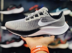 Nike Air Zoom Pegasus 37