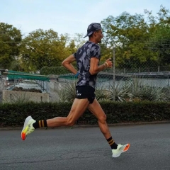 Nike ZoomX Vaporfly Next% 2