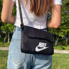 Túi Nike Đen