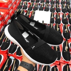 Slip on Puma đen