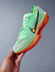 Nike ZoomX Vaporfly Next% 3