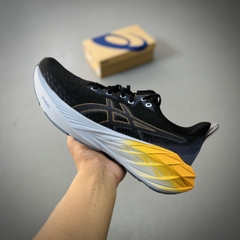 Asics Novablast 4 'Black Thunder Blue'